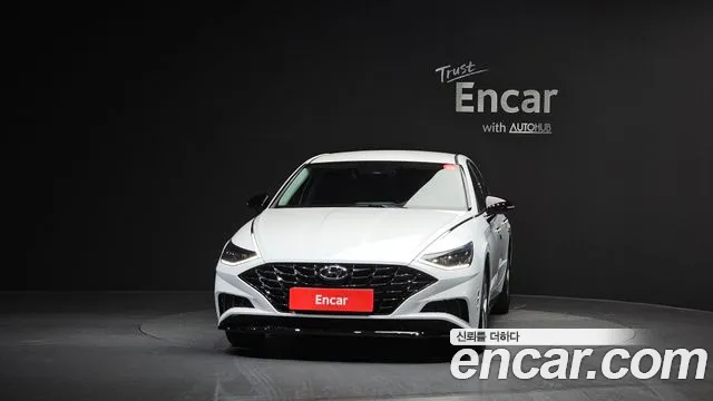 Hyundai Sonata — Фото автомобиля 3