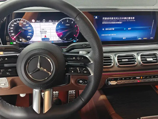 Mercedes-Benz GLS-Class — Фото автомобиля 9