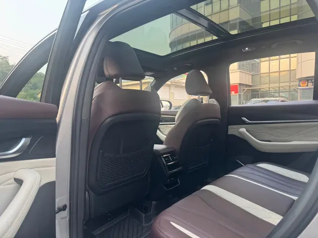 Geely Xingyue L — Фото автомобиля 13