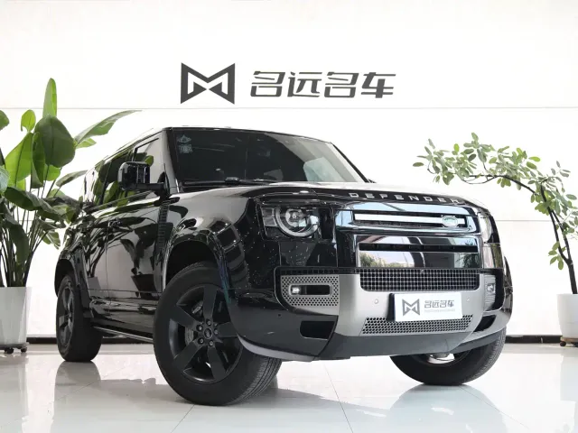 Land Rover Defender — Фото автомобиля 3
