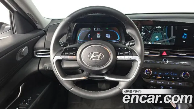 Hyundai Avante CN7 — Фото автомобиля 13