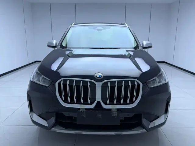BMW X1 — Фото автомобиля 2