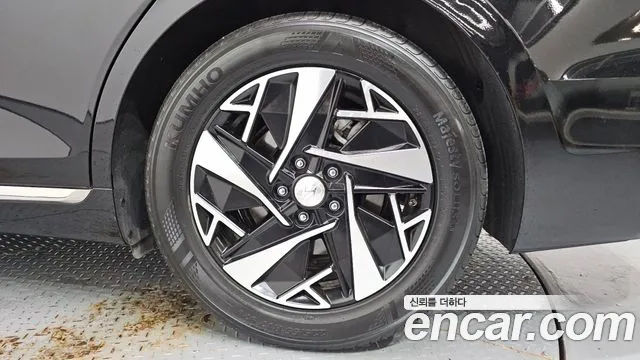 Hyundai Grandeur Exclusive — Фото автомобиля 20