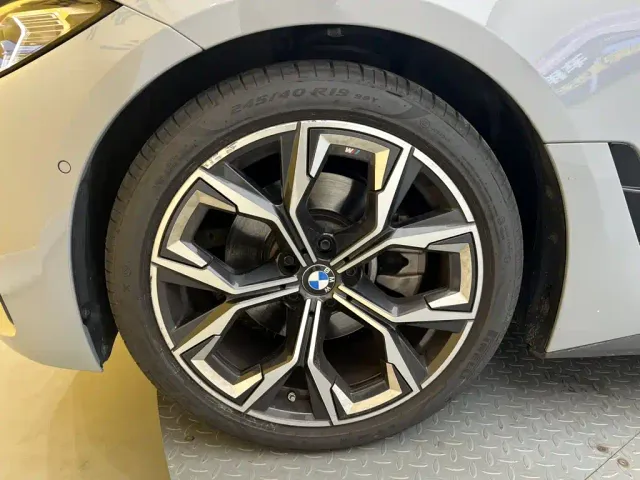 BMW 4 Series — Фото автомобиля 10