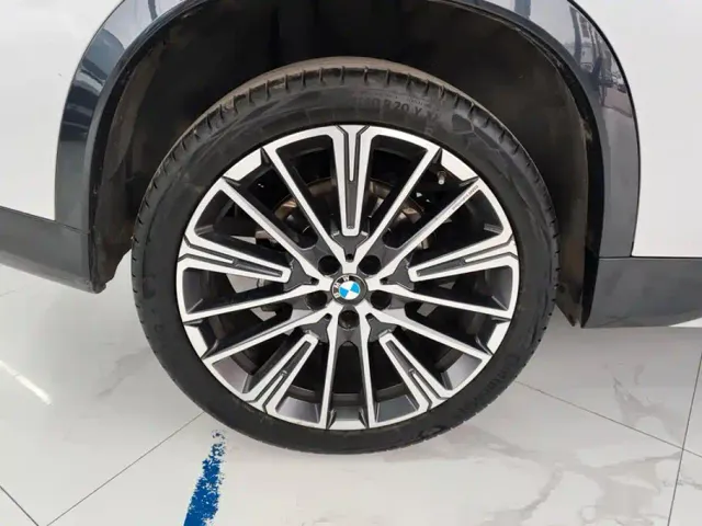 BMW X1 — Фото автомобиля 6