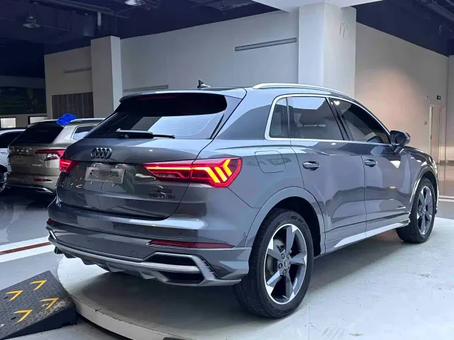 Audi Q3 — Фото автомобиля 5