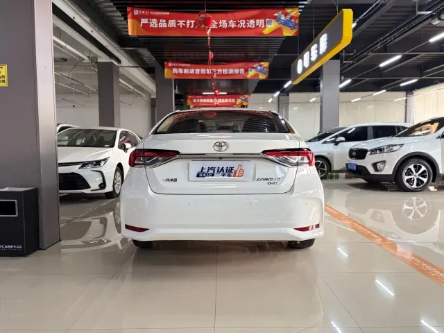Toyota Corolla — Фото автомобиля 11