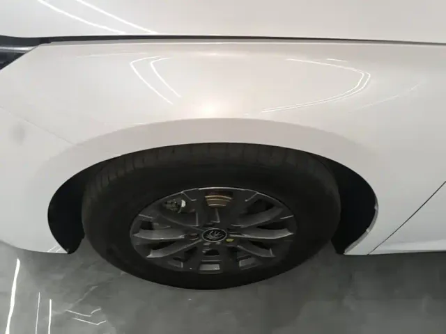 BYD Qin L — Фото автомобиля 22