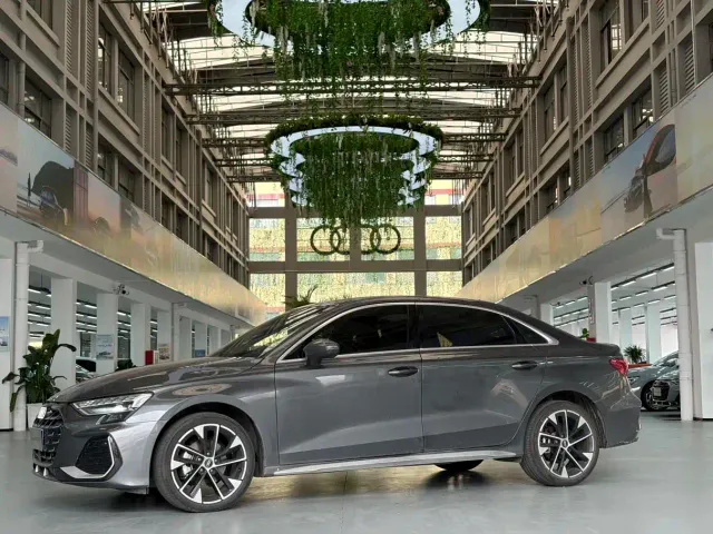 Фотография автомобиля — Audi A3