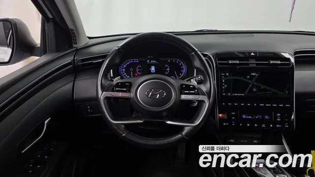 Hyundai Tucson Tucson (NX4) Бензин 1.6 турбо 2WD — Фото автомобиля 13