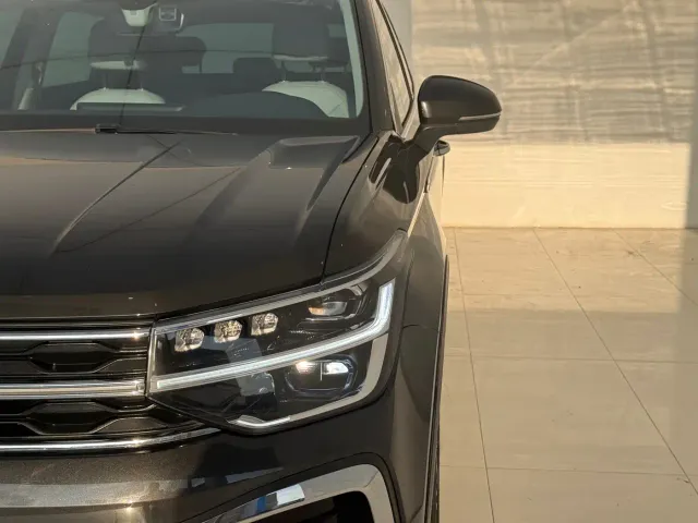 Volkswagen Tharu — Фото автомобиля 4