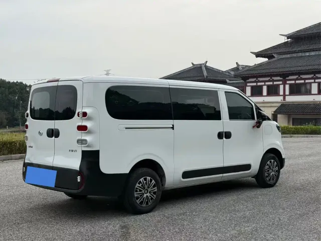 Maxus Dana V1 — Фото автомобиля 4