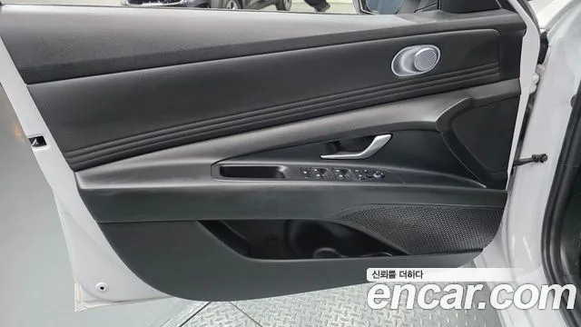 Hyundai Avante — Фото автомобиля 13
