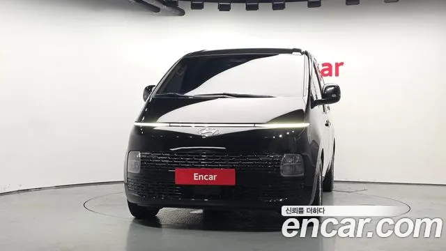 Hyundai Staria Staria Карго 3 места — Фото автомобиля 3