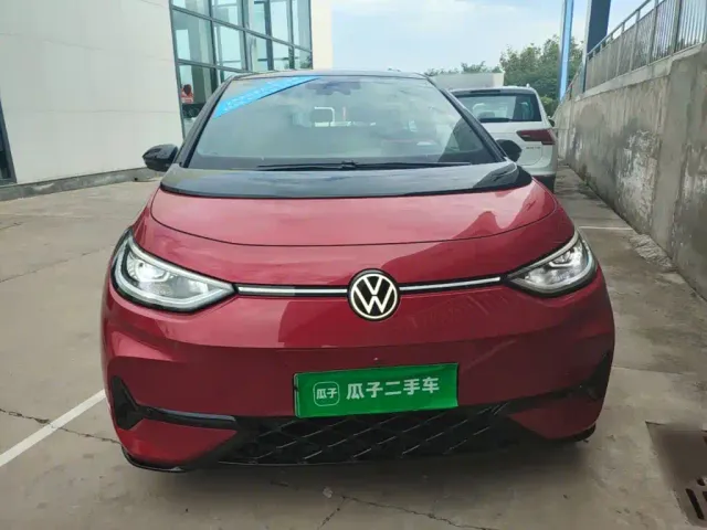Volkswagen ID.3 — Фото автомобиля 2