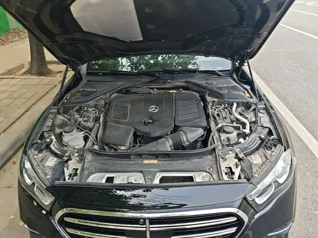 Mercedes-Benz Mercedes-Benz E-Class 2025 Facelift E 260 L — Фото автомобиля 19