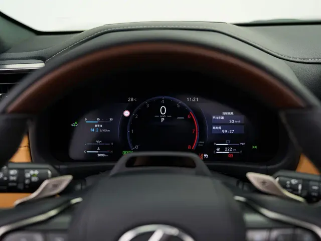 Lexus LX — Фото автомобиля 20