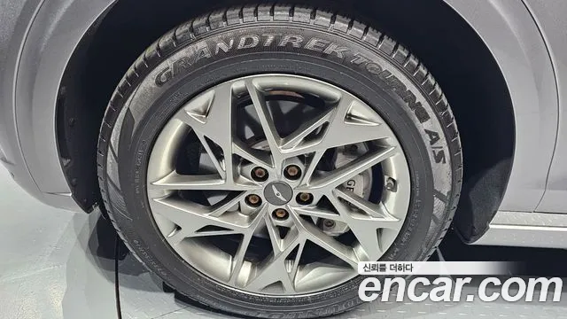 Genesis GV70 2.5T Бензин AWD — Фото автомобиля 5