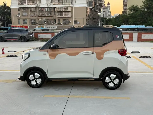 Wuling Hongguang Mini EV — Фото автомобиля 7