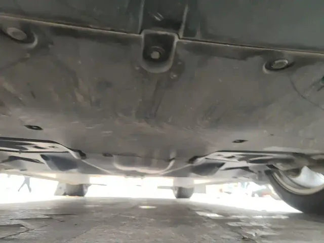 Tesla Model Y — Фото автомобиля 23