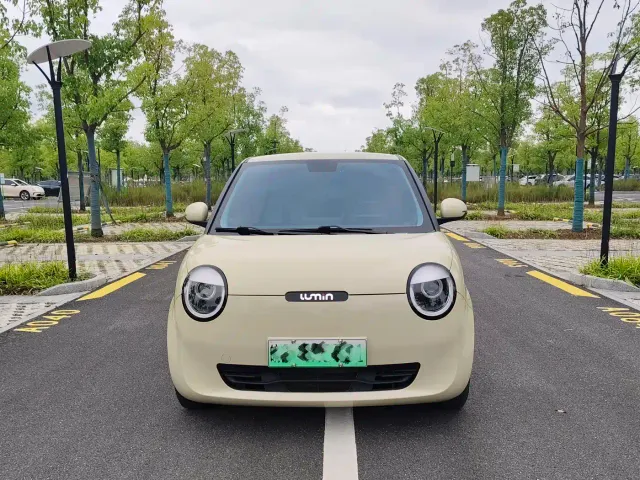 Changan Lumin — Фото автомобиля 2