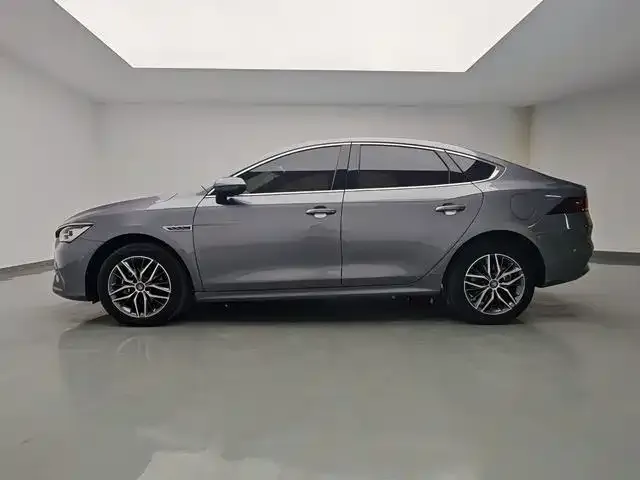 BYD Qin PLUS — Фото автомобиля 14
