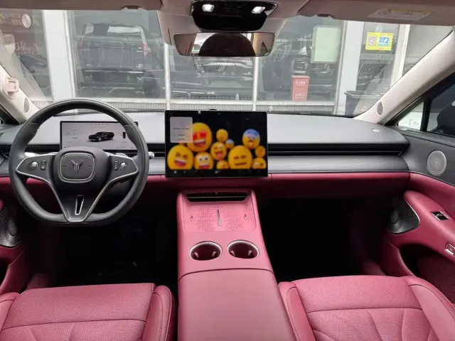 Voyah Auto VOYAH Zhuiguang L 2025 Mid-configuration Model — Фото автомобиля 11