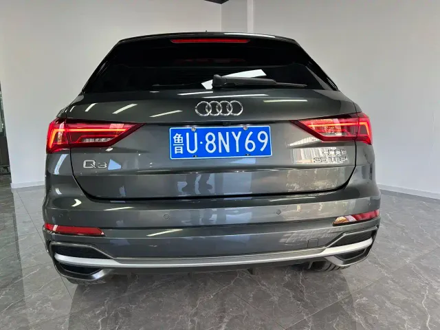 Audi Q3 — Фото автомобиля 3