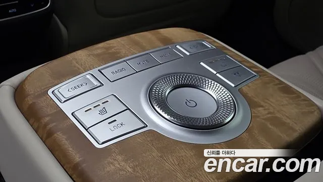Genesis G80 Бензин 2.5 турбо AWD — Фото автомобиля 25
