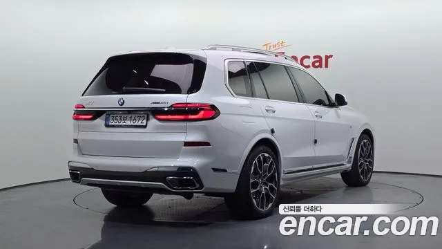 BMW X7 — Фото автомобиля 2