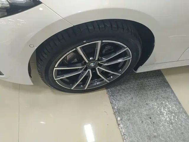 BMW 3 Series — Фото автомобиля 22