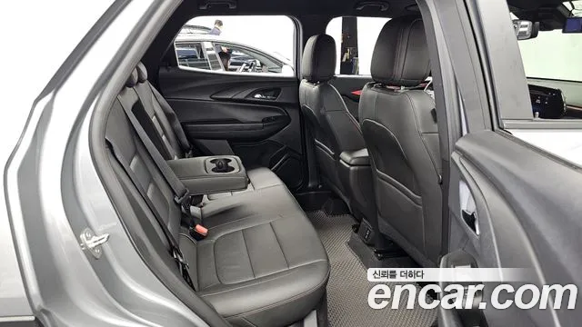 ChevroletGMDaewoo Trailblazer Новый Trailblazer 1.3 Turbo 2WD — Фото автомобиля 9