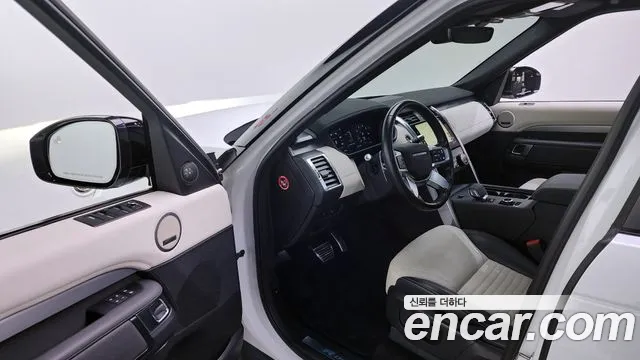 Land Rover Discovery — Фото автомобиля 10