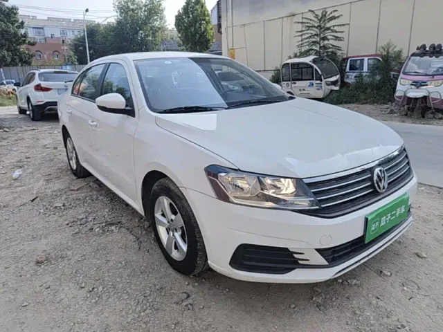 Volkswagen Lavida — Фото автомобиля 3