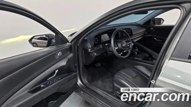 Hyundai Avante CN7 — Фото автомобиля 15