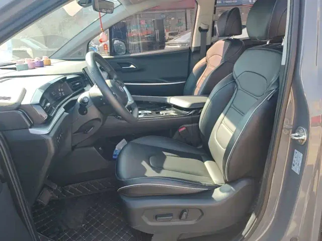 Hyundai Custo — Фото автомобиля 14