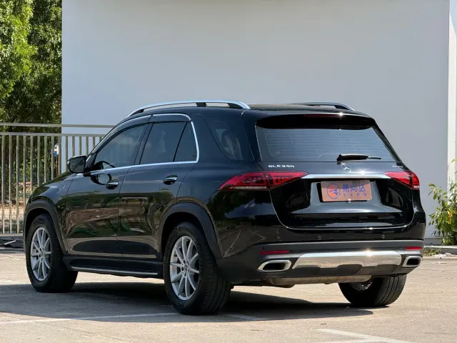 Mercedes-Benz GLE-Class — Фото автомобиля 5