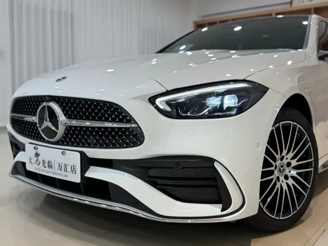 Mercedes-Benz C-Class — Фото автомобиля 10