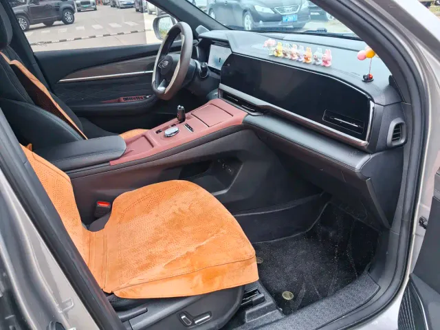 Geely Xingyue L — Фото автомобиля 12