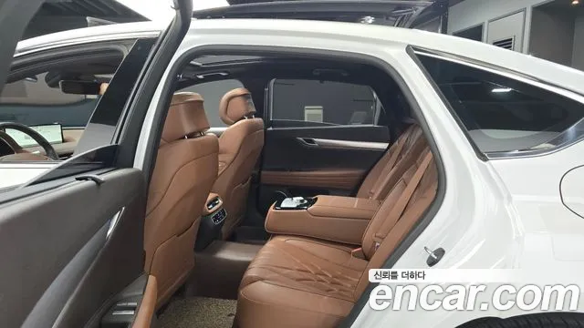 Genesis G80 Бензин 2.5 турбо AWD — Фото автомобиля 12