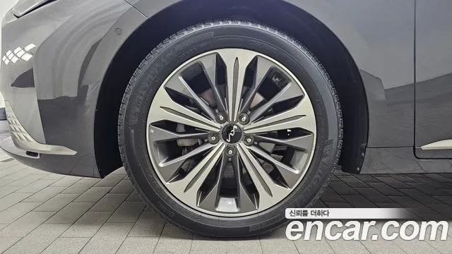 Kia K8 K8 Hybrid — Фото автомобиля 4