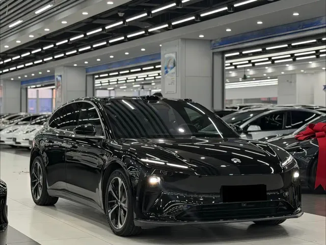 Nio ET5 Touring — Фото автомобиля 3