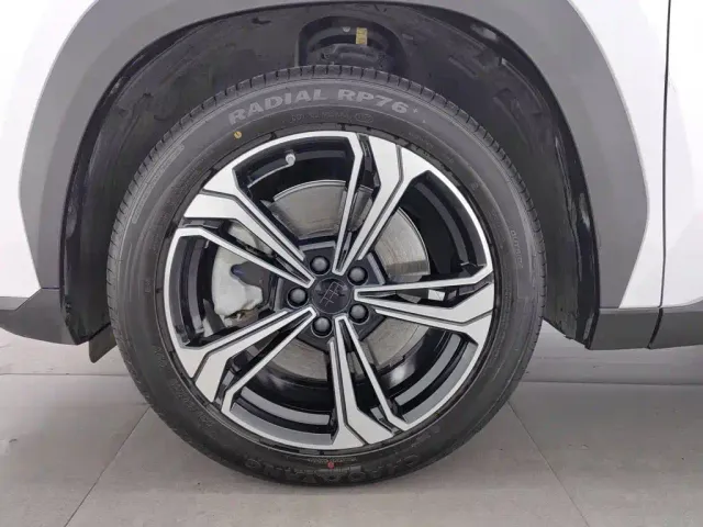 Geely Galaxy L7 — Фото автомобиля 17