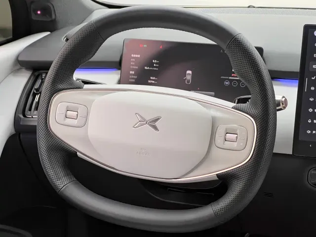 Xpeng P7+ — Фото автомобиля 20