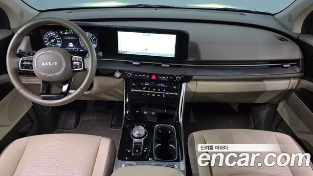 Kia Carnival Generation 4 — Фото автомобиля 10