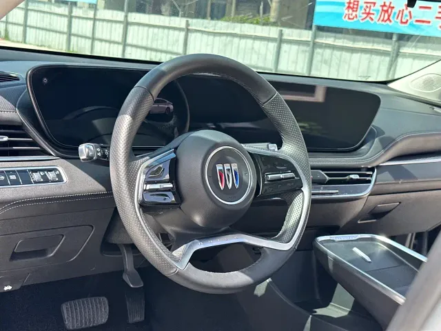 Buick LaCrosse — Фото автомобиля 17