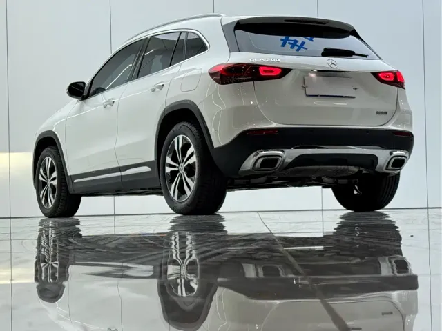 Mercedes-Benz GLA-Class — Фото автомобиля 14