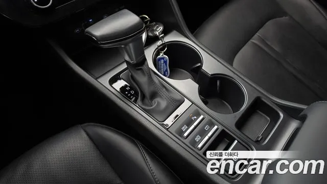Hyundai Sonata — Фото автомобиля 12