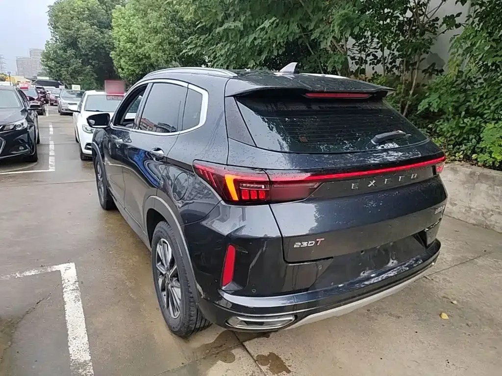 Exeed Exeed Windchaser 2022 Riding the Wind and Waves Edition 1.5T CVT Wind Rider — Фото автомобиля 4