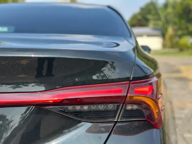 Toyota Avalon — Фото автомобиля 5
